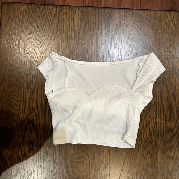 White crop top - Picture 1 of 2